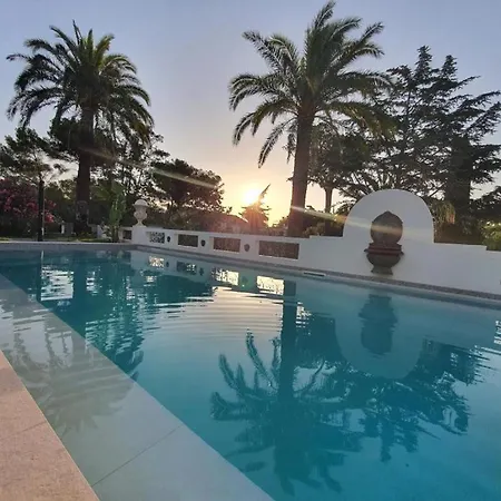 Avec Piscine Et Jardin *