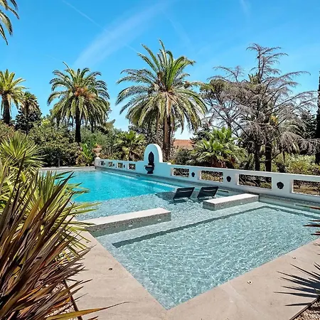 Apartment Avec Piscine Et Jardin